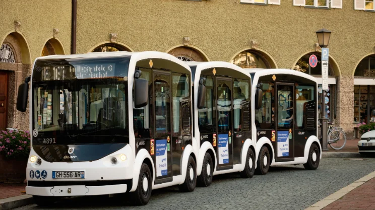 Flexible Elektro-Kleinbusse