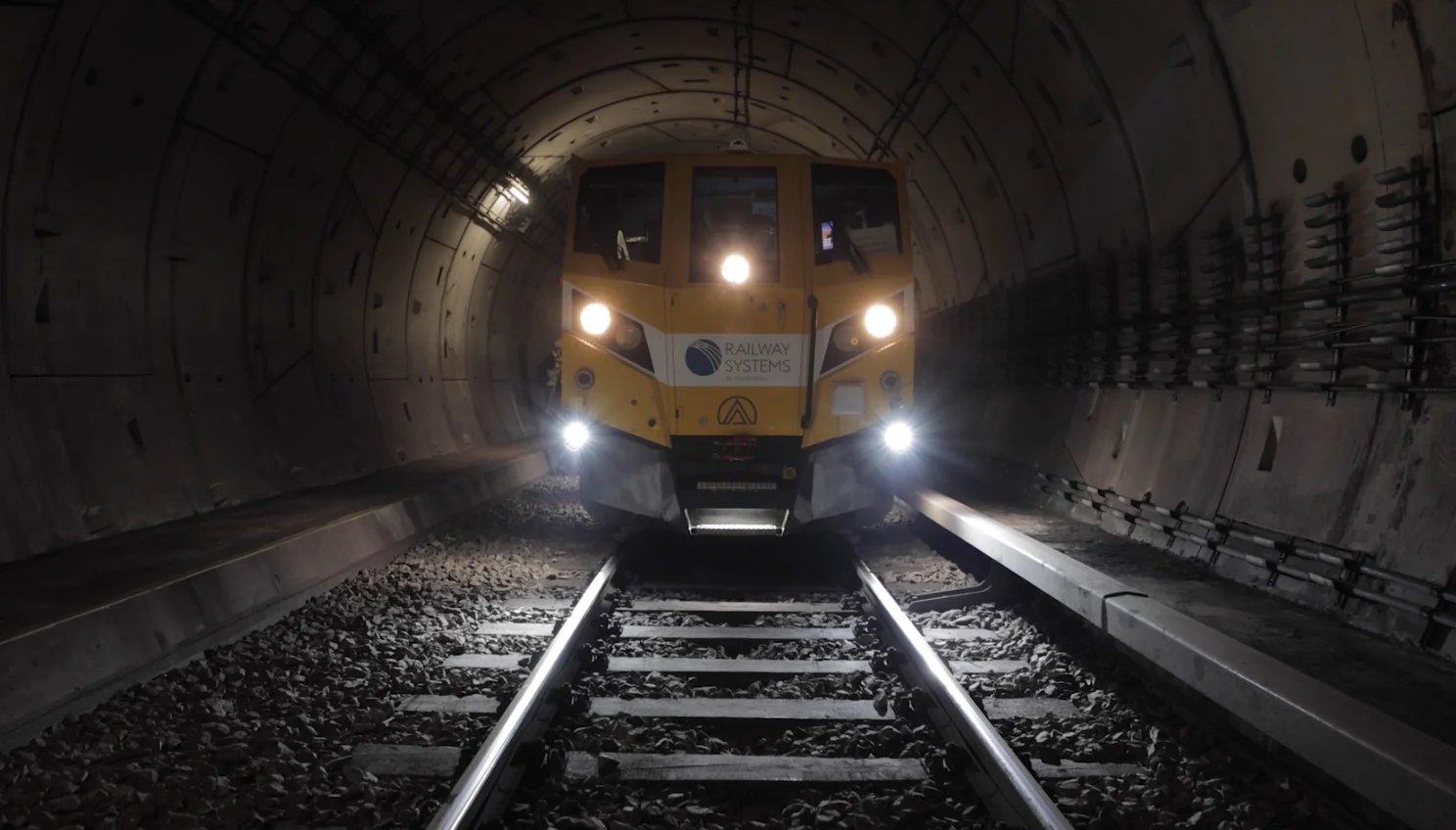 Fräszug in der Frontansicht