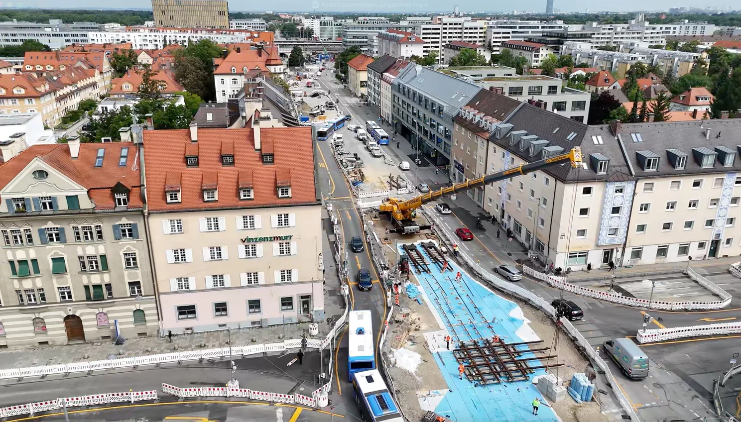 Die neue Gleiskreuzung in der Fürstenrieder / Agnes-Bernauer-Straße mit Blick in Richtung Laim Bf.